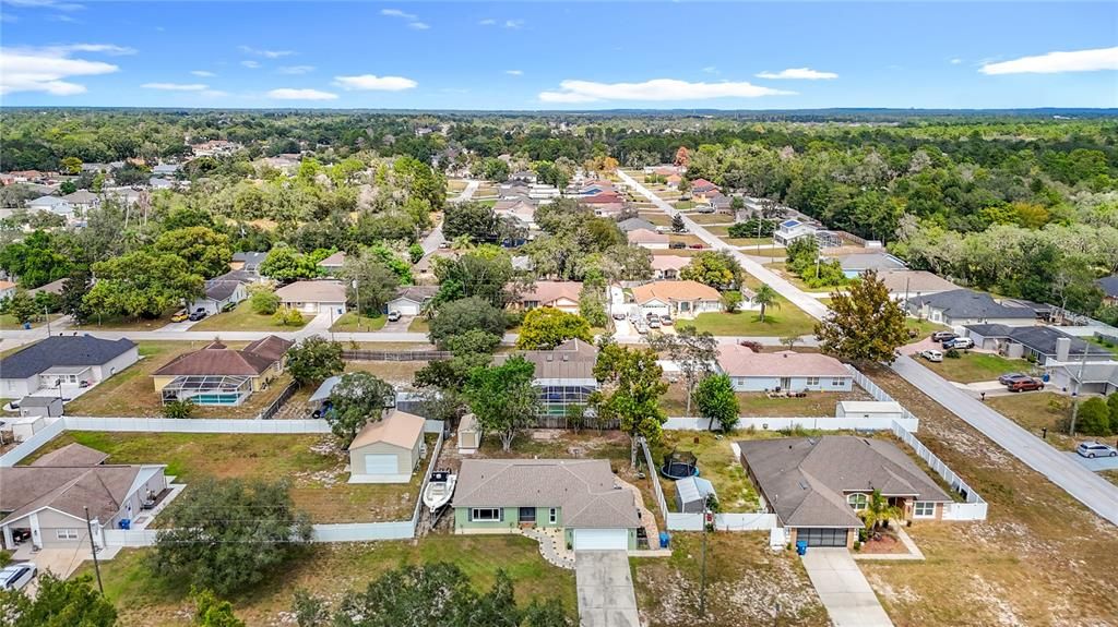 合同活跃: $280,000 (2 贝兹, 2 浴室, 1422 平方英尺)