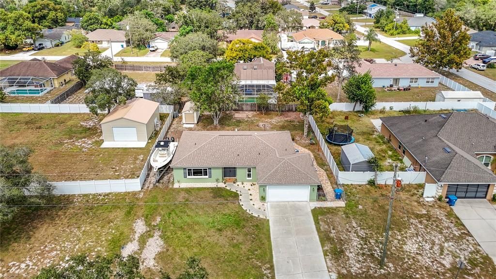 合同活跃: $280,000 (2 贝兹, 2 浴室, 1422 平方英尺)