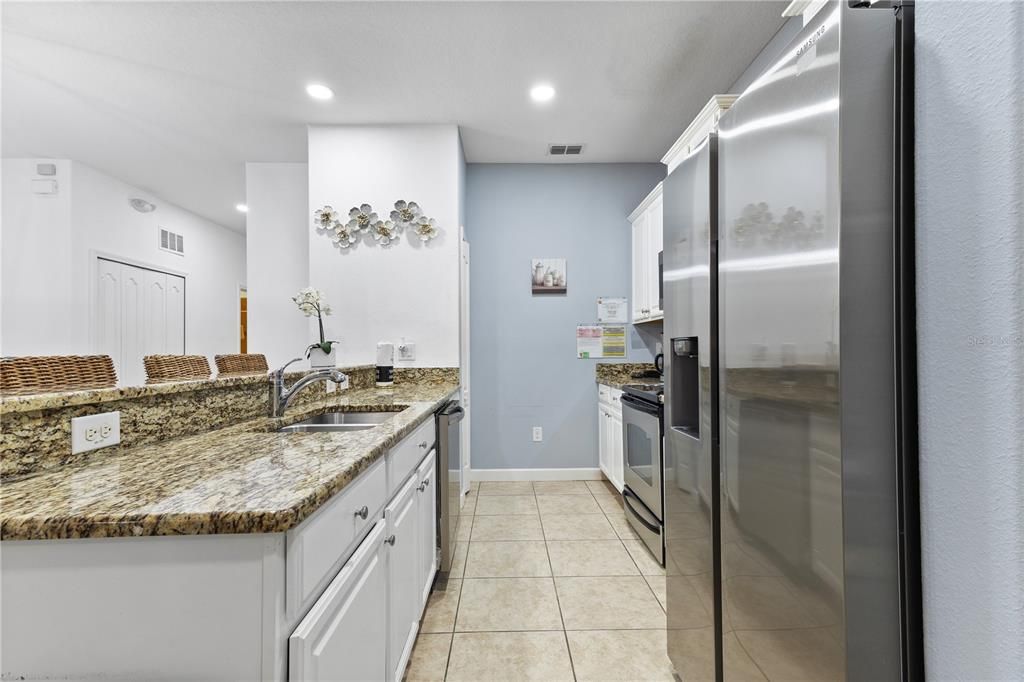 En Renta: $2,950 (5 camas, 4 baños, 2024 Pies cuadrados)