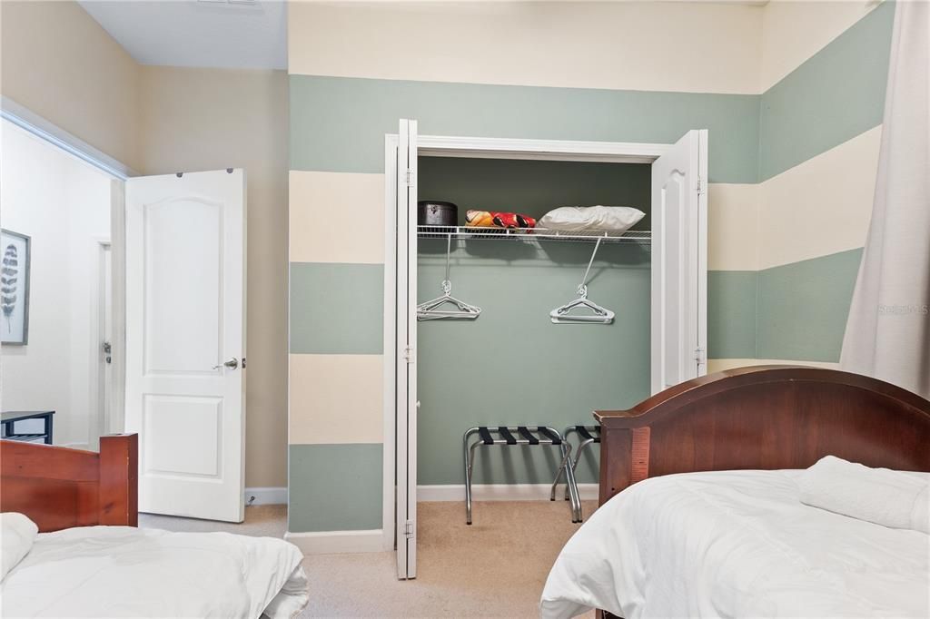 En Renta: $2,950 (5 camas, 4 baños, 2024 Pies cuadrados)