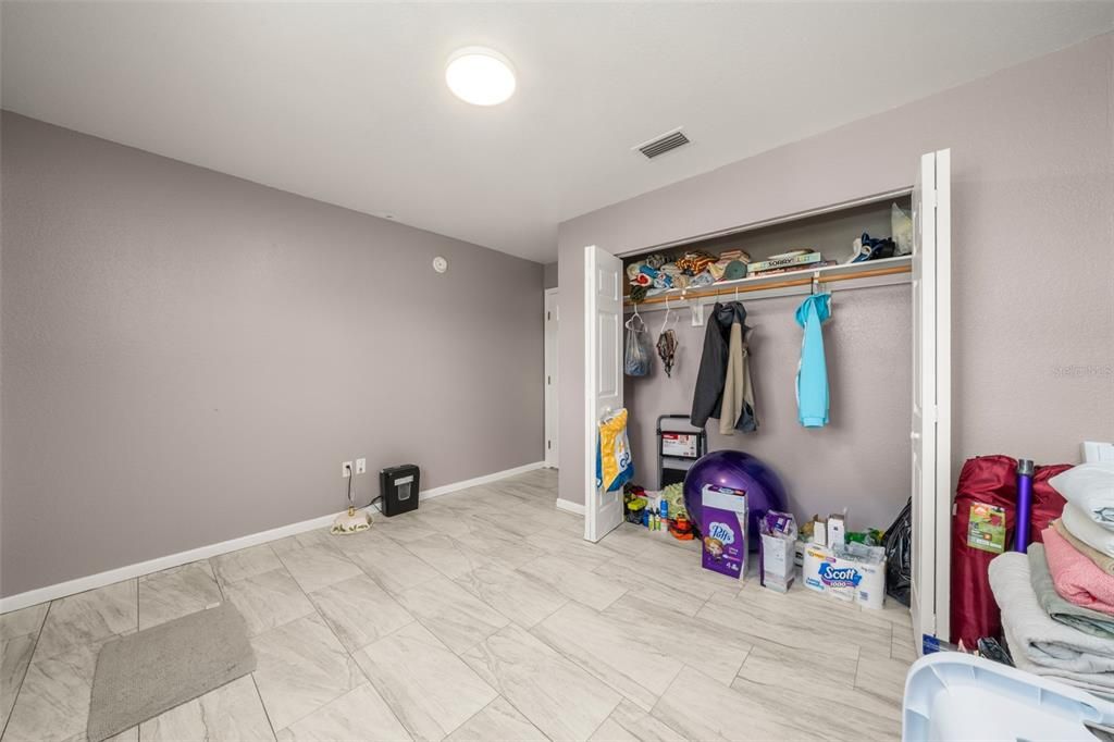 En Venta: $199,900 (3 camas, 2 baños, 1108 Pies cuadrados)