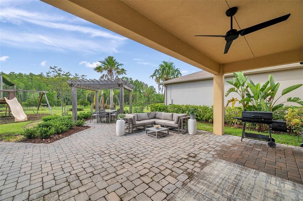 В аренду: $4,490 (3 спален, 2 ванн, 2591 Квадратных фут)