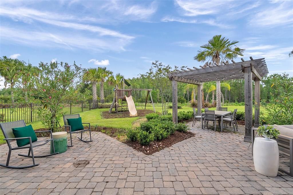 В аренду: $4,490 (3 спален, 2 ванн, 2591 Квадратных фут)