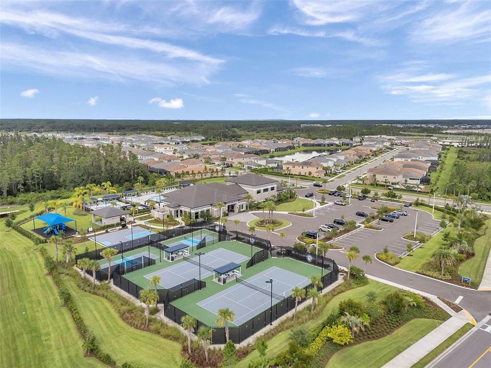 В аренду: $4,490 (3 спален, 2 ванн, 2591 Квадратных фут)