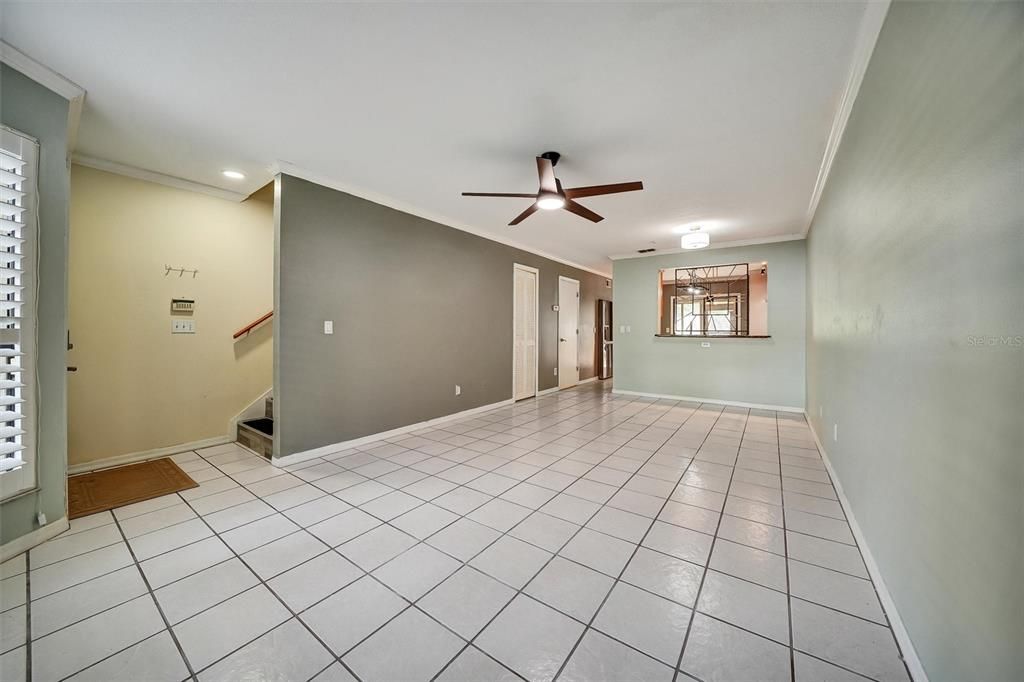 For Sale: $205,900 (2 beds, 2 baths, 1185 Square Feet)