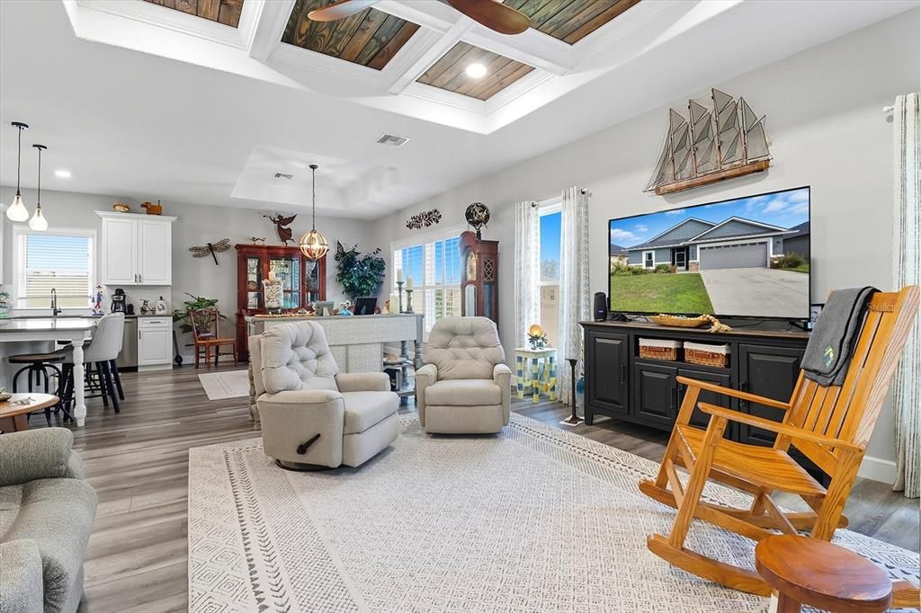 For Sale: $384,500 (3 beds, 2 baths, 1754 Square Feet)