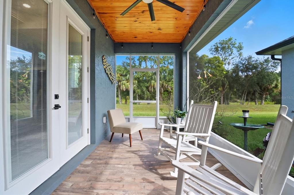 For Sale: $384,500 (3 beds, 2 baths, 1754 Square Feet)