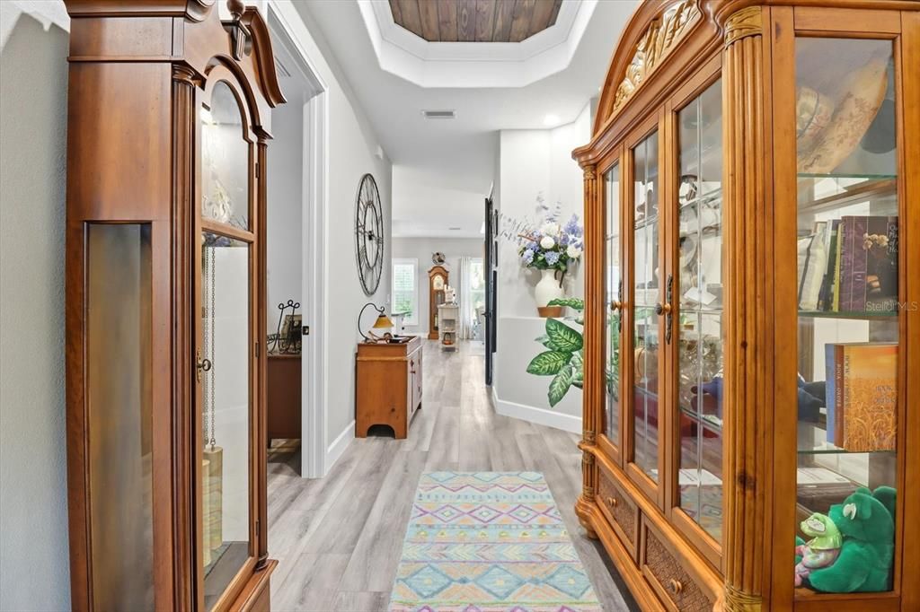 For Sale: $384,500 (3 beds, 2 baths, 1754 Square Feet)