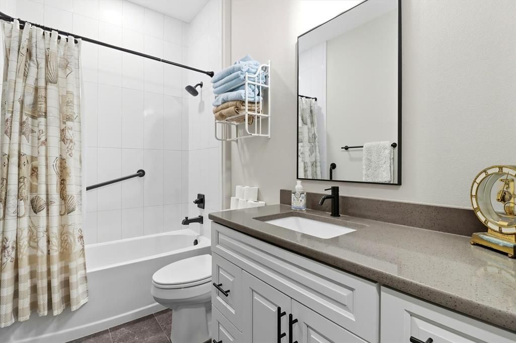 For Sale: $384,500 (3 beds, 2 baths, 1754 Square Feet)