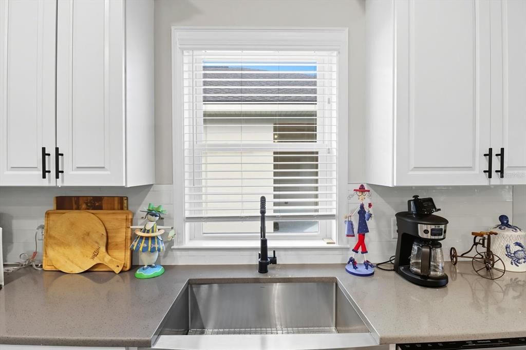 For Sale: $384,500 (3 beds, 2 baths, 1754 Square Feet)