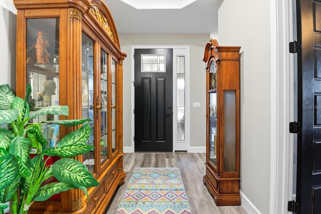 For Sale: $384,500 (3 beds, 2 baths, 1754 Square Feet)