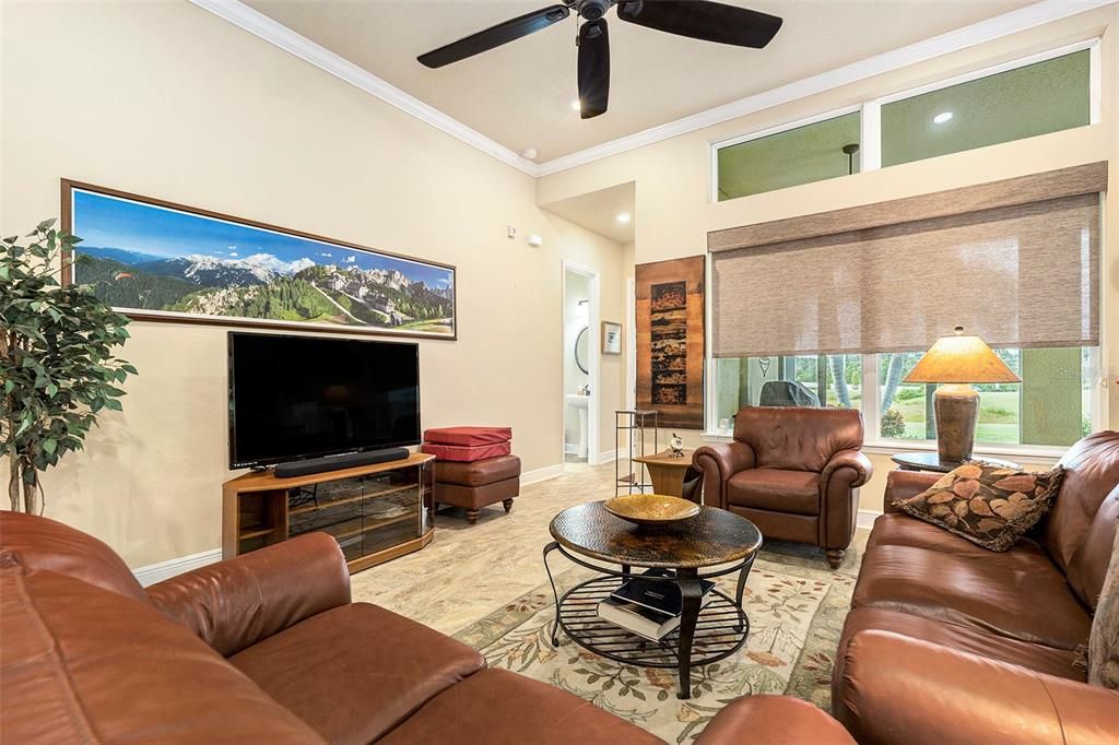 出租: $3,750 (3 贝兹, 2 浴室, 2153 平方英尺)