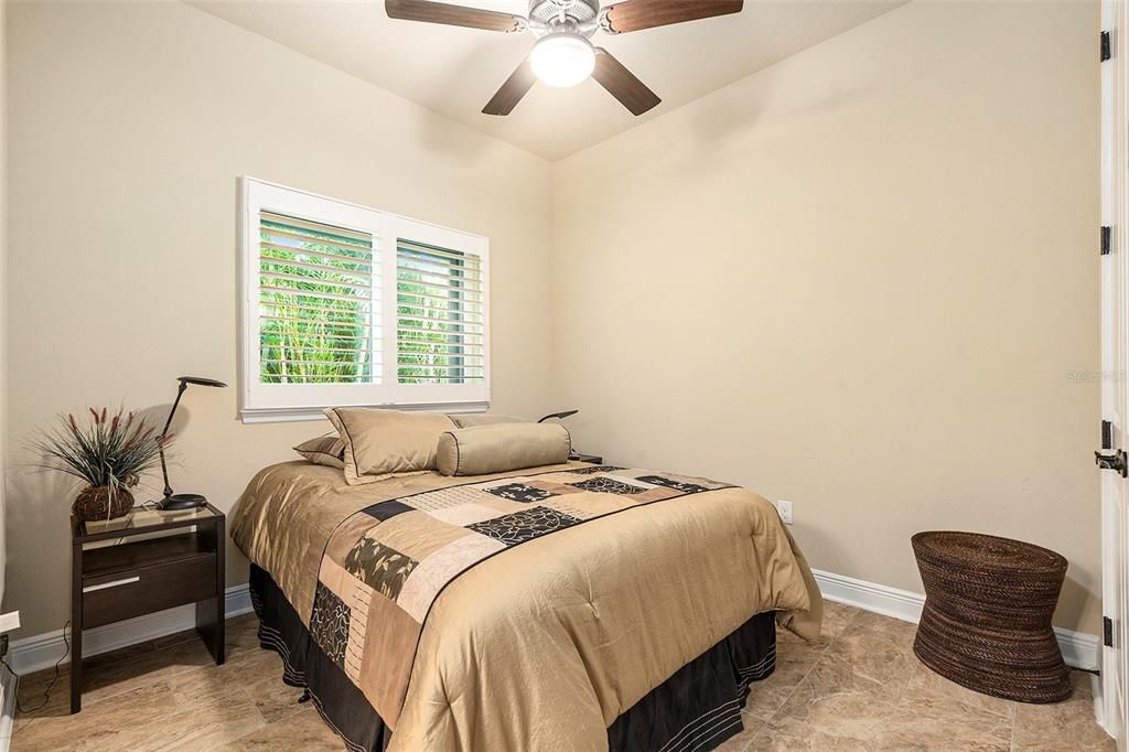 出租: $3,750 (3 贝兹, 2 浴室, 2153 平方英尺)