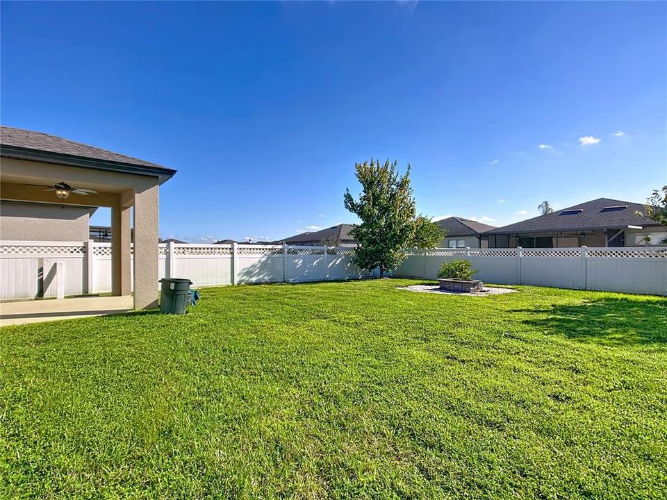 待售: $419,000 (5 贝兹, 3 浴室, 2705 平方英尺)