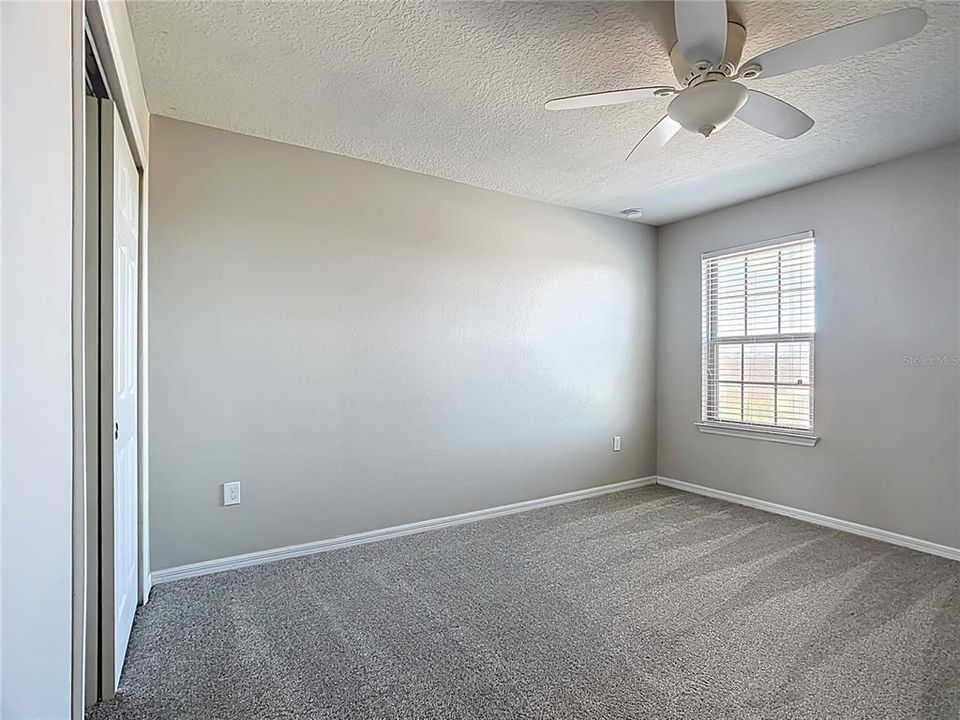 待售: $419,000 (5 贝兹, 3 浴室, 2705 平方英尺)