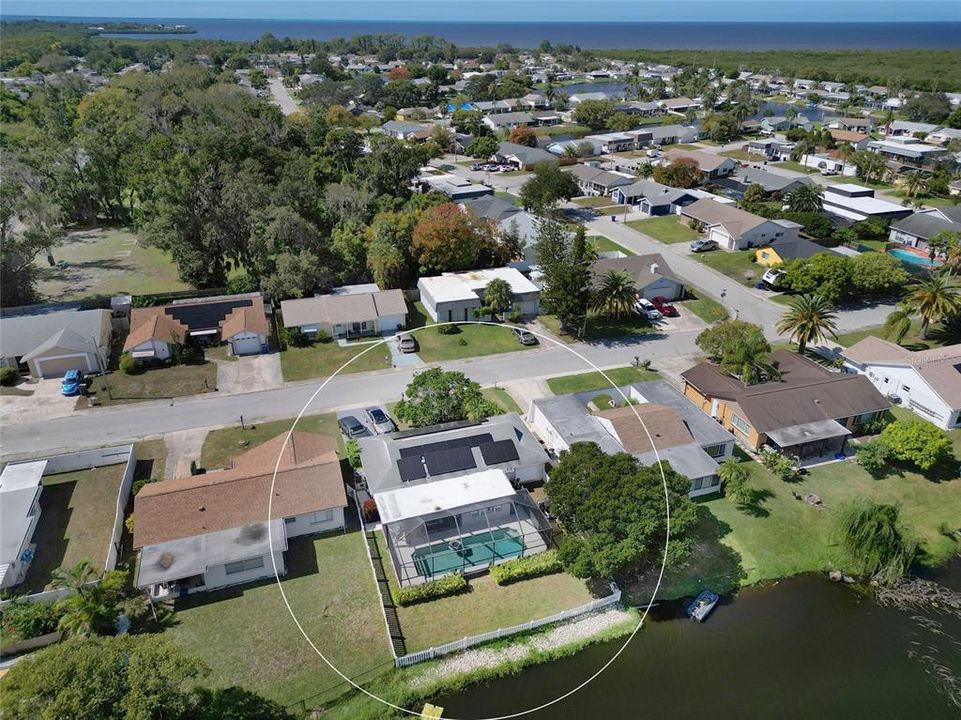 For Sale: $279,000 (2 beds, 2 baths, 1068 Square Feet)