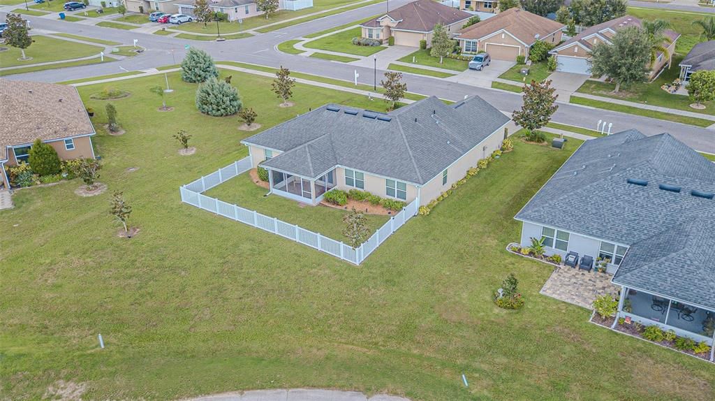 For Sale: $350,000 (4 beds, 2 baths, 1754 Square Feet)