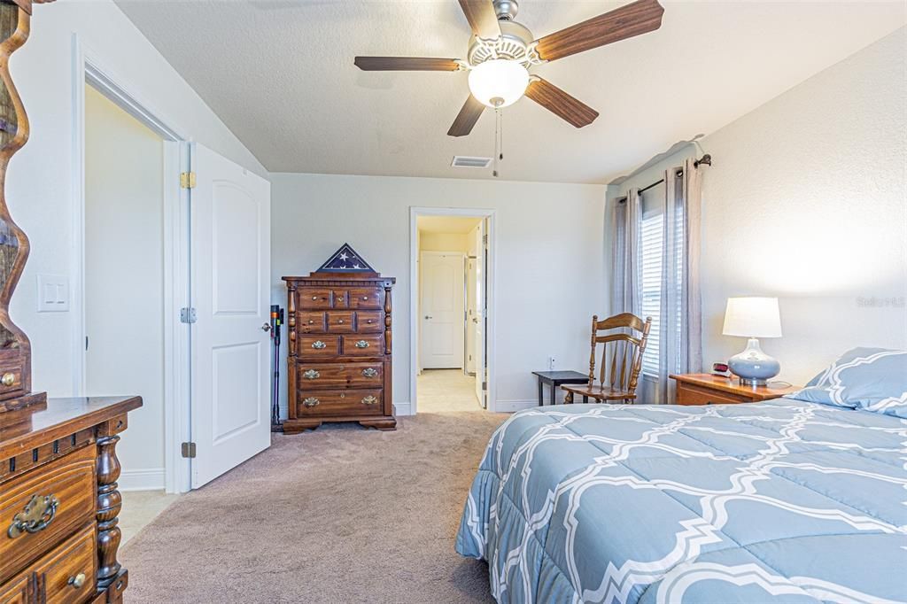 For Sale: $350,000 (4 beds, 2 baths, 1754 Square Feet)