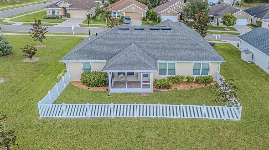 For Sale: $350,000 (4 beds, 2 baths, 1754 Square Feet)