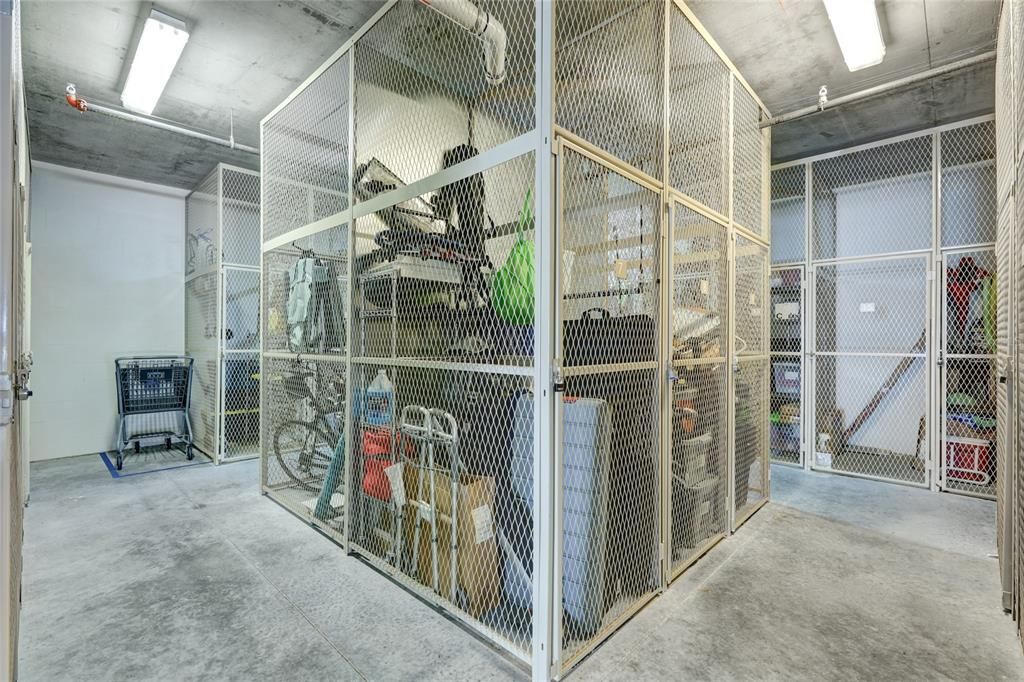 For Rent: $3,350 (2 beds, 2 baths, 1460 Square Feet)