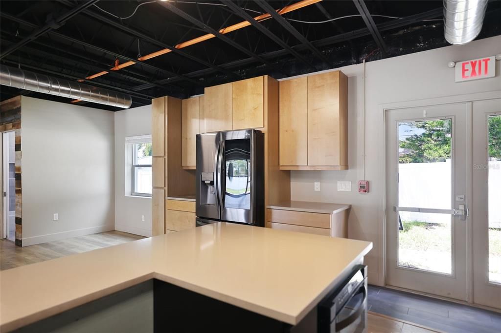 For Sale: $1,950,000 (4 beds, 3 baths, 7040 Square Feet)