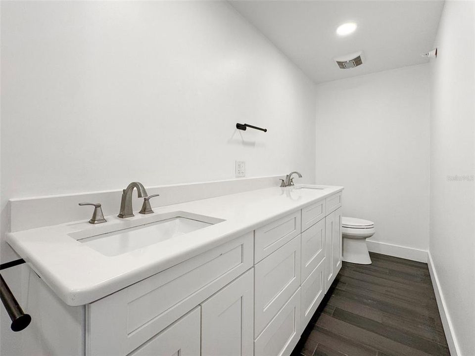 For Sale: $1,950,000 (4 beds, 3 baths, 7040 Square Feet)