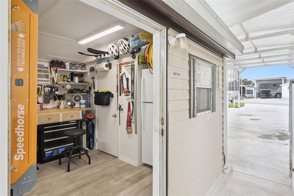 合同活跃: $240,000 (3 贝兹, 2 浴室, 1248 平方英尺)