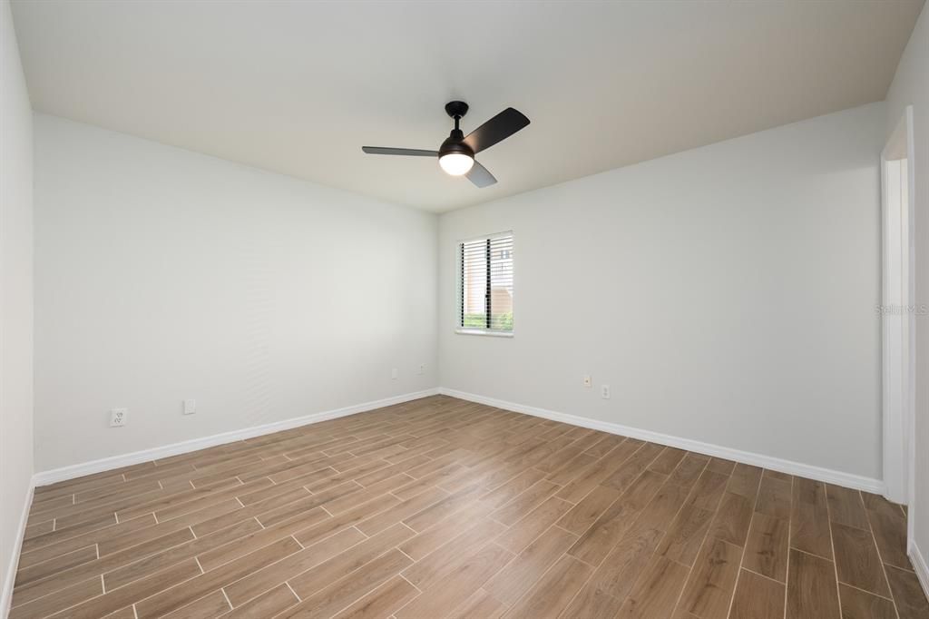 For Sale: $186,000 (1 beds, 1 baths, 625 Square Feet)