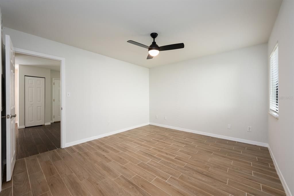 For Sale: $186,000 (1 beds, 1 baths, 625 Square Feet)