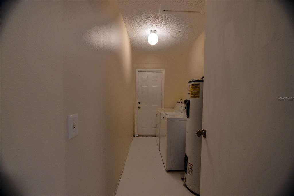 待售: $325,000 (3 贝兹, 2 浴室, 1087 平方英尺)