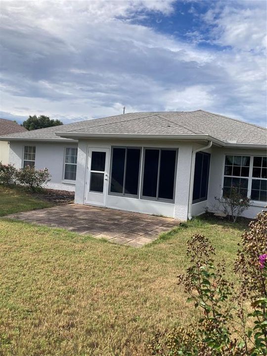 Active With Contract: $187,700 (2 beds, 2 baths, 1319 Square Feet)