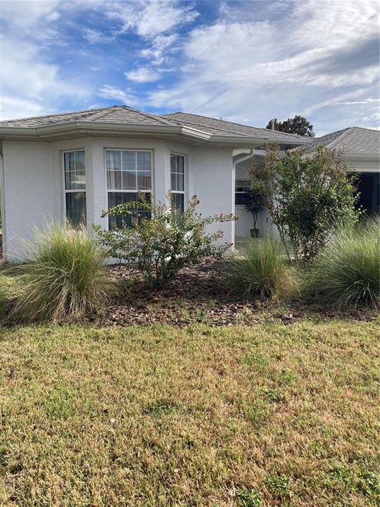 Active With Contract: $187,700 (2 beds, 2 baths, 1319 Square Feet)