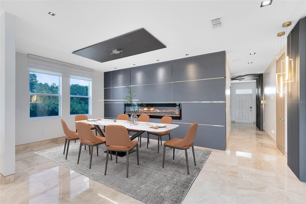 合同活跃: $695,000 (4 贝兹, 3 浴室, 2655 平方英尺)