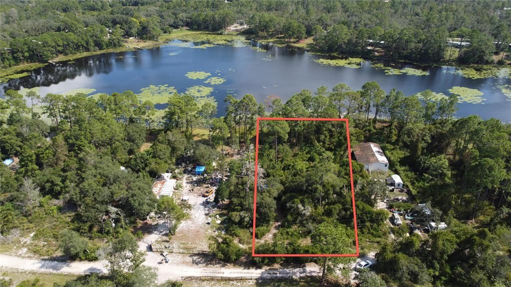 На продажу: $35,000 (0.32 acres)