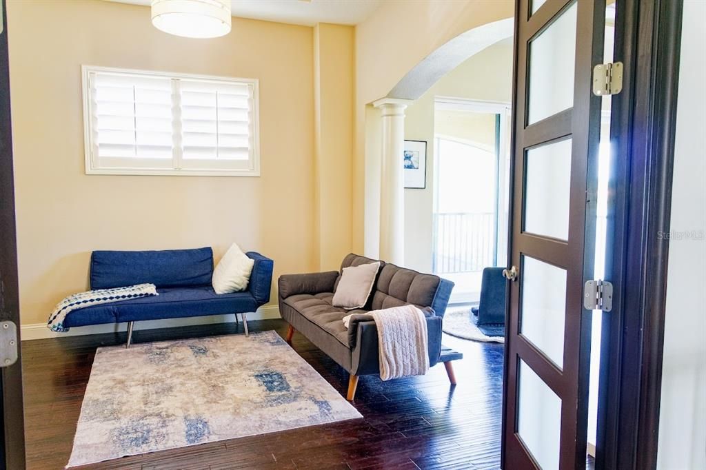 En Venta: $939,500 (3 camas, 3 baños, 3390 Pies cuadrados)