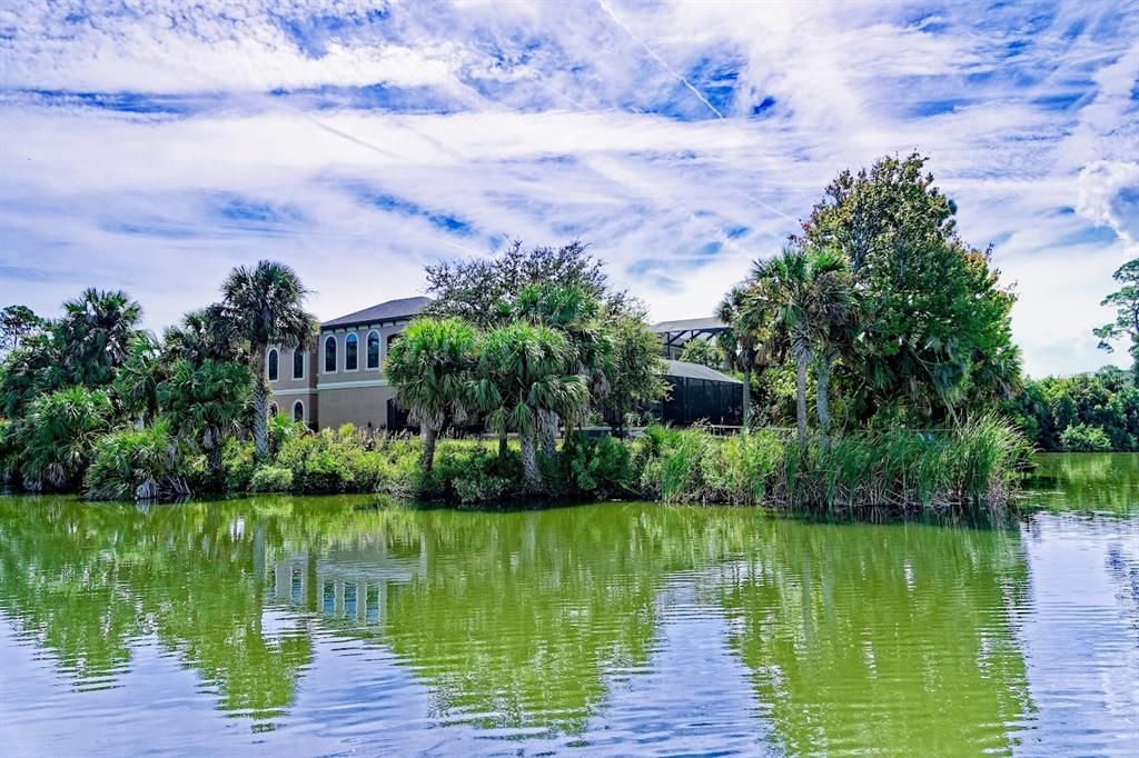 En Venta: $939,500 (3 camas, 3 baños, 3390 Pies cuadrados)