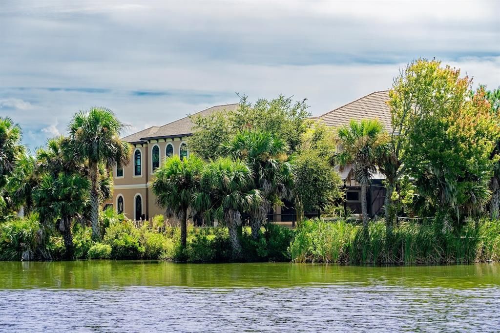 En Venta: $939,500 (3 camas, 3 baños, 3390 Pies cuadrados)