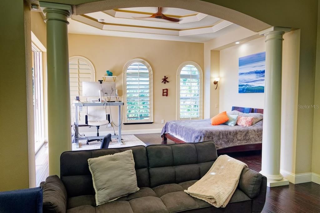 En Venta: $939,500 (3 camas, 3 baños, 3390 Pies cuadrados)