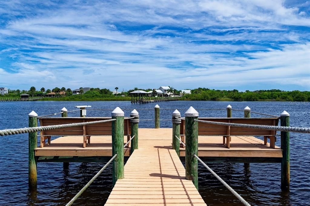 En Venta: $939,500 (3 camas, 3 baños, 3390 Pies cuadrados)