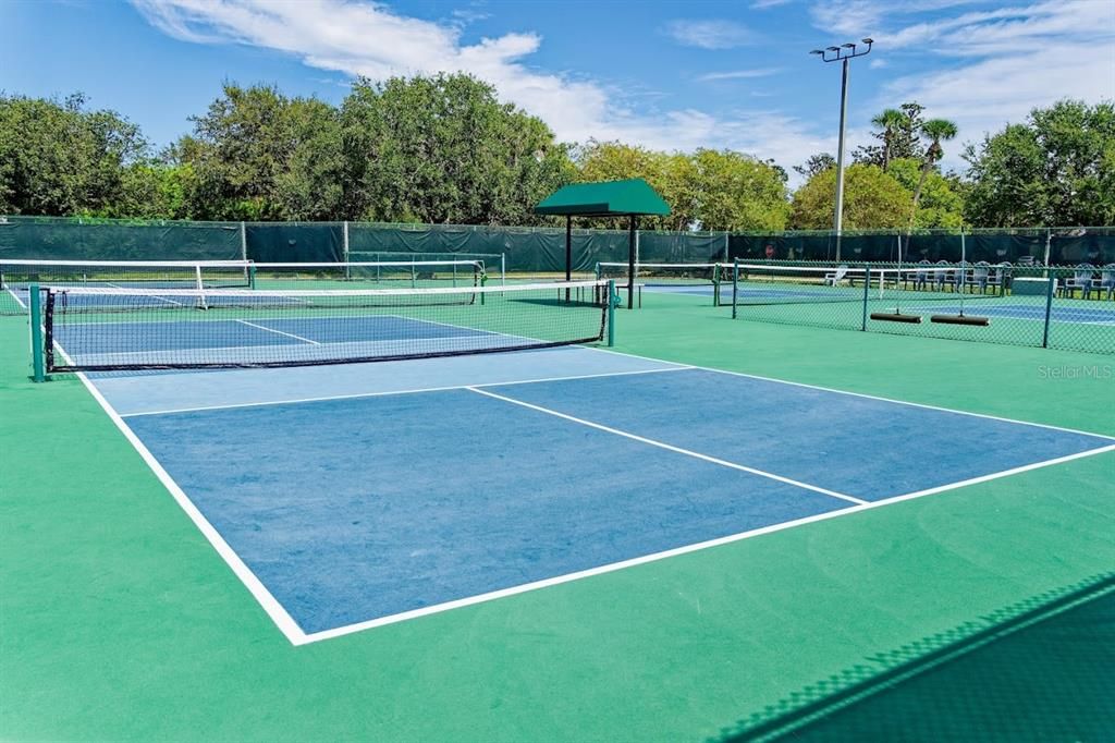 En Venta: $939,500 (3 camas, 3 baños, 3390 Pies cuadrados)