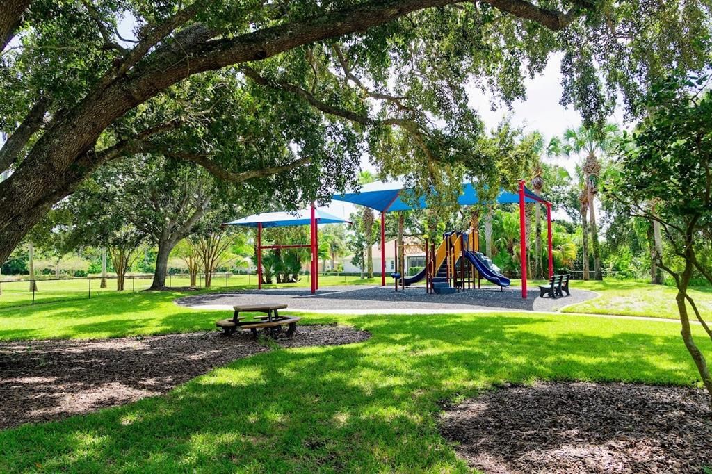 En Venta: $939,500 (3 camas, 3 baños, 3390 Pies cuadrados)