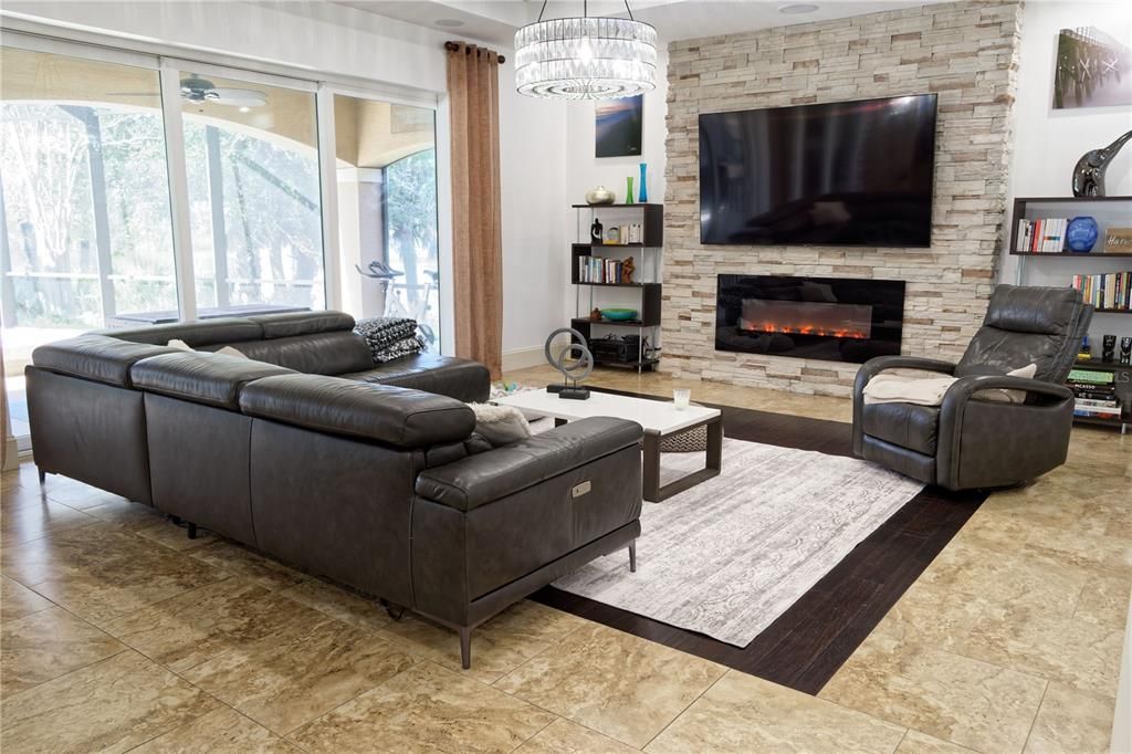 En Venta: $939,500 (3 camas, 3 baños, 3390 Pies cuadrados)