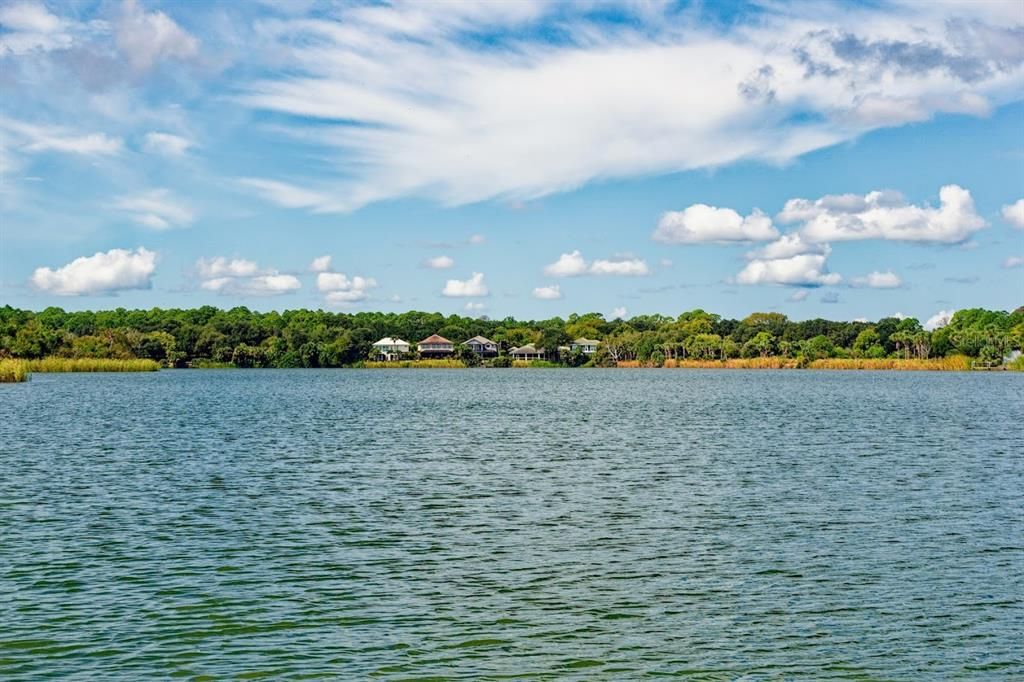 En Venta: $939,500 (3 camas, 3 baños, 3390 Pies cuadrados)