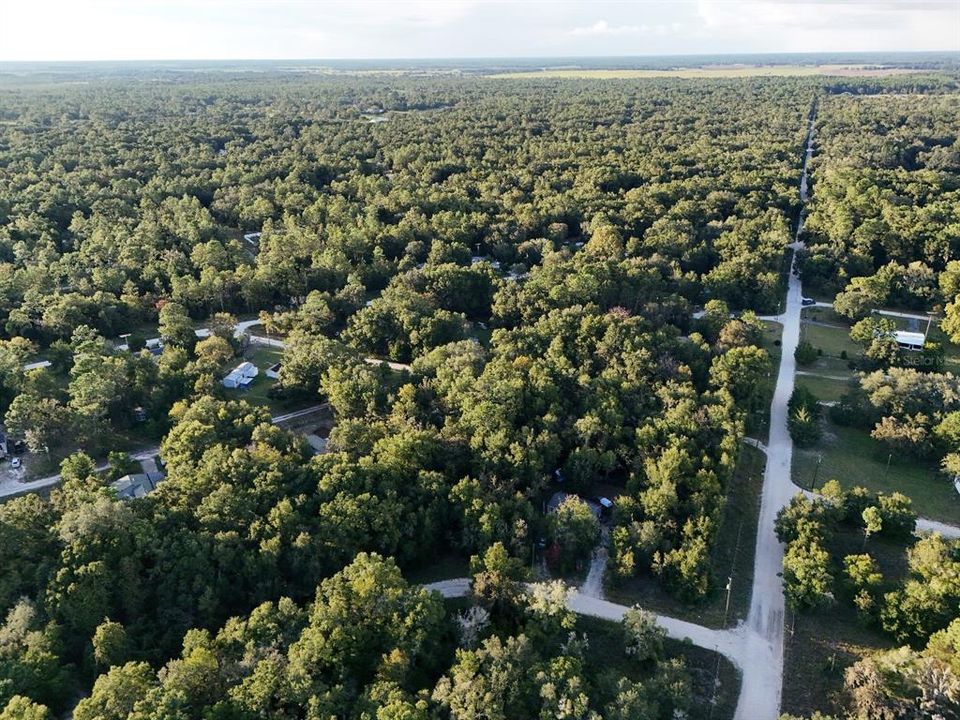 На продажу: $19,000 (0.69 acres)