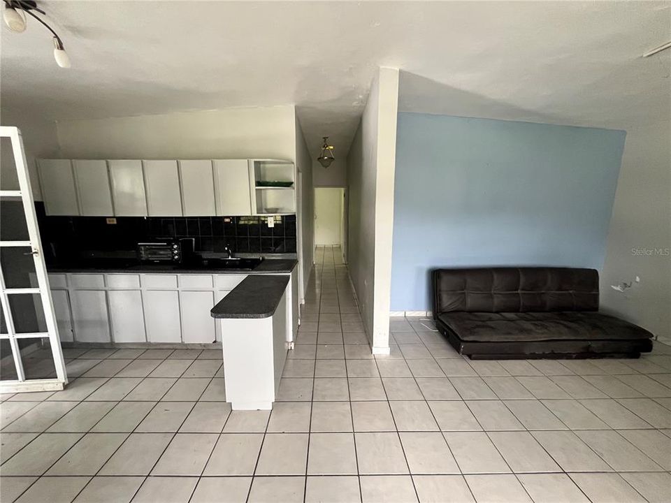 待售: $260,000 (0 贝兹, 0 浴室, 3102 平方英尺)