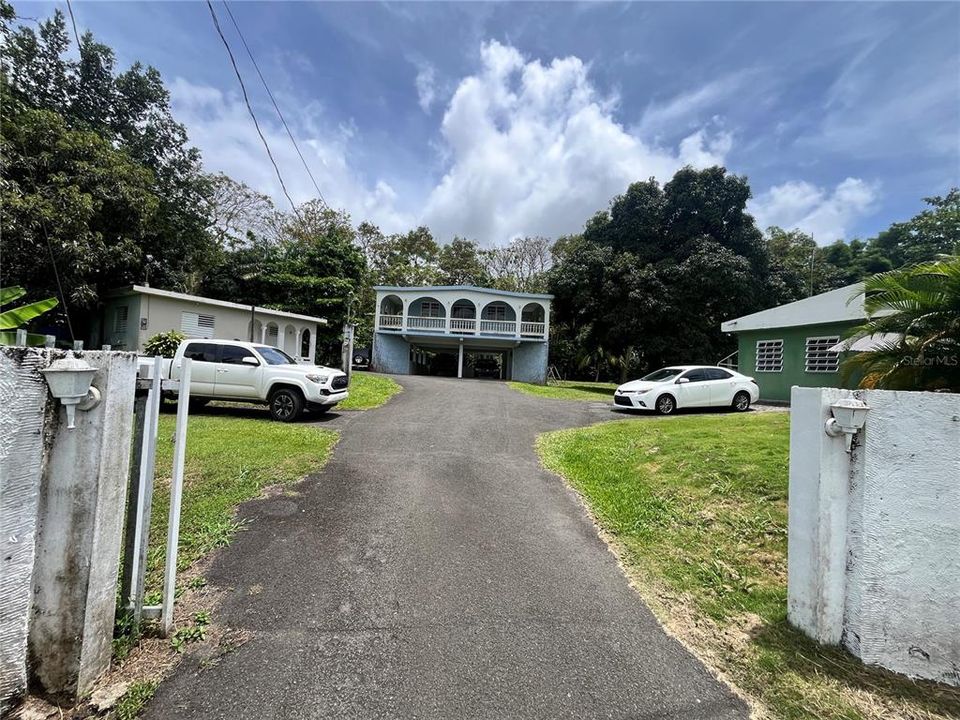 待售: $260,000 (0 贝兹, 0 浴室, 3102 平方英尺)