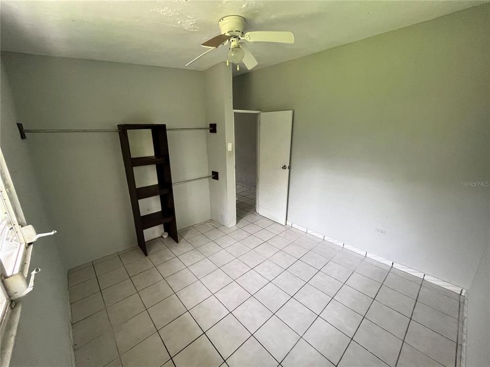 待售: $260,000 (0 贝兹, 0 浴室, 3102 平方英尺)