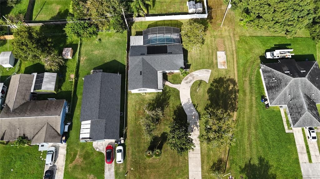 Под контрактом: $349,999 (4 спален, 2 ванн, 1544 Квадратных фут)