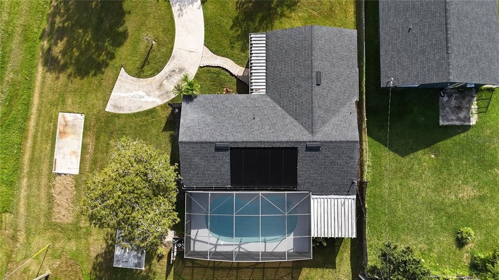 Под контрактом: $349,999 (4 спален, 2 ванн, 1544 Квадратных фут)