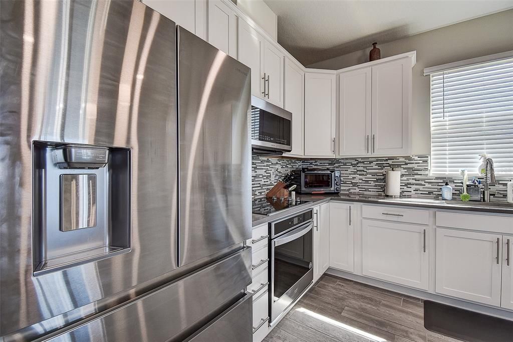 待售: $375,000 (3 贝兹, 2 浴室, 1704 平方英尺)